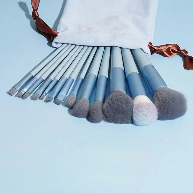 Soft Fluffy Makeup Brushes Set